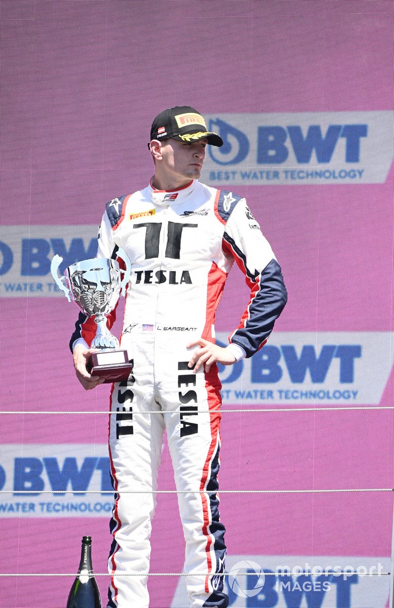 Podio: tercer lugar Logan Sargeant, Charouz Racing System