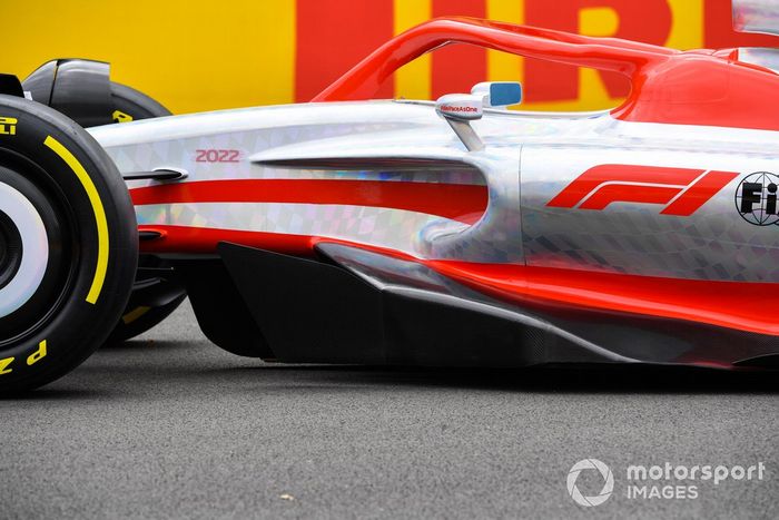 El coche de Fórmula 1 de 2022 en la parrilla de Silverstone