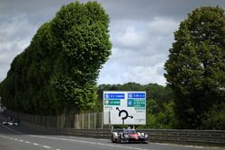 #9 Toyota Gazoo Racing, Toyota TS050 Hybrid: Jose Maria Lopez, Yuji Kunimoto, Nicolas Lapierre