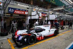 #1 Porsche Team Porsche 919 Hybrid: Neel Jani, Andre Lotterer, Nick Tandy