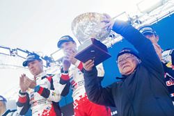 Koei Saga e i vincitori Jari-Matti Latvala, Miikka Anttila, Toyota Yaris WRC, Toyota Racing