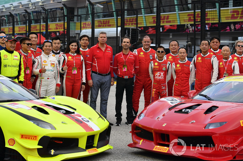 Kimi Raikkonen, Ferrari, Sebastian Vettel, Ferrari e Maurizio Arrivabene, Ferrari Team Principal, i piloti del Ferrari Challenge Asia Pacific 2017