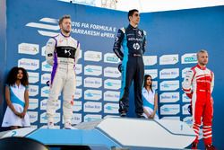 Podium: Racewinnaar Sébastien Buemi, Renault e.Dams; tweede plaats Sam Bird, DS Virgin Racing; derde