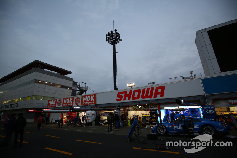 #12 カルソニック IMPUL GT-R