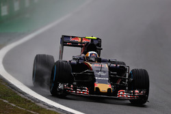 Carlos Sainz Jr., Scuderia Toro Rosso STR11