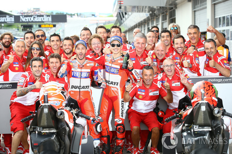 Andrea Dovizioso, Ducati Team, Jorge Lorenzo, Ducati Team
