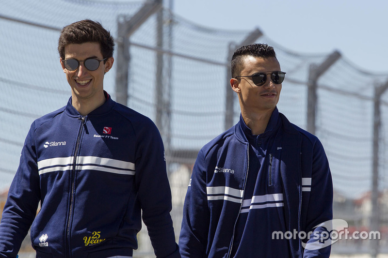 Pascal Wehrlein, Sauber berjalan di trek