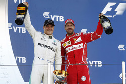 Podyum: Yarışın galibi Valtteri Bottas, Mercedes AMG F1, ikinci olan Sebastian Vettel, Ferrari