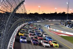 A.J. Allmendinger, JTG Daugherty Racing Chevrolet, Denny Hamlin, Joe Gibbs Racing Toyota, Matt Kenseth, Joe Gibbs Racing Toyota, Dale Earnhardt Jr., Hendrick Motorsports Chevrolet four wide salute to the fans