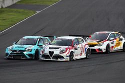 Dusan Borkovic, GE-Force, Alfa Romeo Giulietta TCR, Rob Huff, Leopard Racing Team WRT, Volkswagen Go