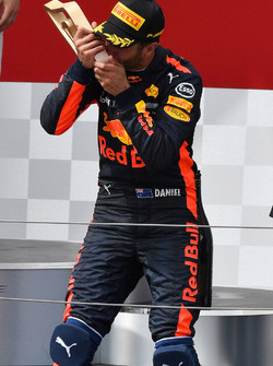 Daniel Ricciardo, Red Bull Racing festeggia sul podio