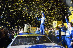 2016 Champion and race winner Jimmie Johnson, Hendrick Motorsports Chevrolet