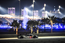 #1 Porsche Team Porsche 919 Hybrid: Timo Bernhard, Mark Webber, Brendon Hartley