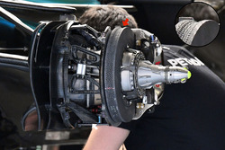 Mercedes AMG F1 W08 remmen en velg