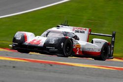 #2 Porsche Team Porsche 919 Hybrid: Timo Bernhard, Earl Bamber, Brendon Hartley