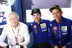 Giacomo Agostini, Maverick Viñales, Yamaha Factory Racing, Valentino Rossi, Yamaha Factory Racing