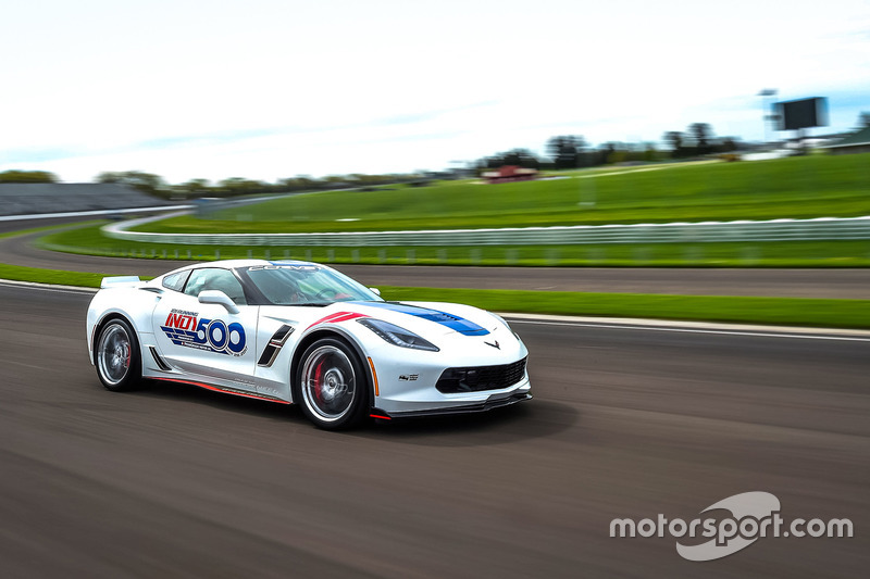 Corvette pace car Grand Sport Indy 500