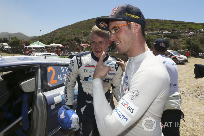 Ott Tänak, M-Sport, Ford Fiesta WRC and Thierry Neuville, Hyundai Motorsport, Hyundai i20 Coupe WRC