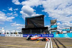 Felix Rosenqvist, Mahindra Racing, crosses the line to win the race