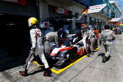 #2 Porsche Team Porsche 919 Hybrid: Timo Bernhard, Earl Bamber, Brendon Hartley