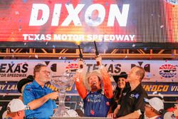 Race winner Scott Dixon, Chip Ganassi Racing Honda