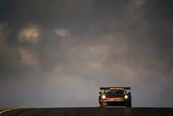 #911 Walkinshaw GT3 Porsche 911 GT3-R: Liam Talbot, John Martin