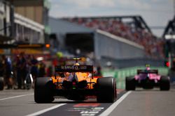 Stoffel Vandoorne, McLaren, revient au stand