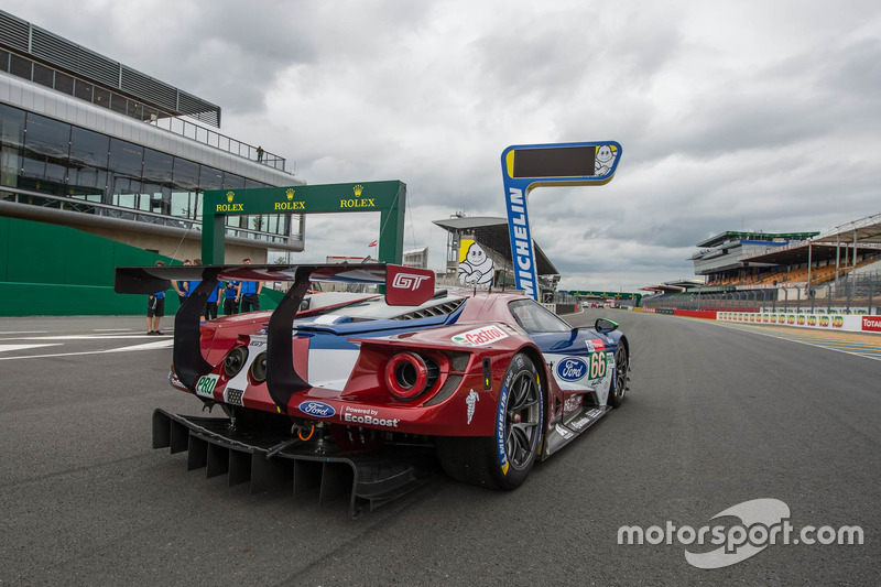 #66 Ford Chip Ganassi Racing Ford GT