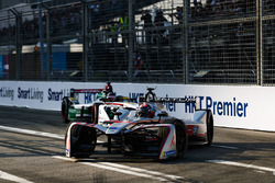 Edoardo Mortara, Venturi Formula E, devant Daniel Abt, Audi Sport ABT Schaeffler