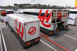 Camions Haas F1 Team