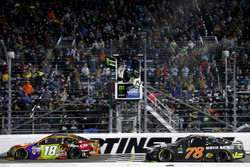 Kyle Busch, Joe Gibbs Racing Toyota takes the checkered flag and the win