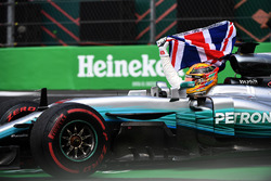 2017 World Champion Lewis Hamilton, Mercedes AMG F1