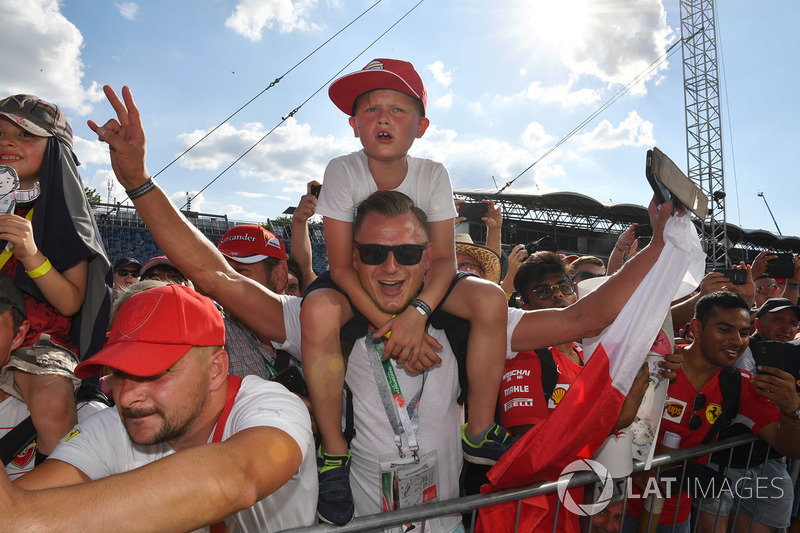 A Magyar Nagydíj rajongói a Hungaroringről
