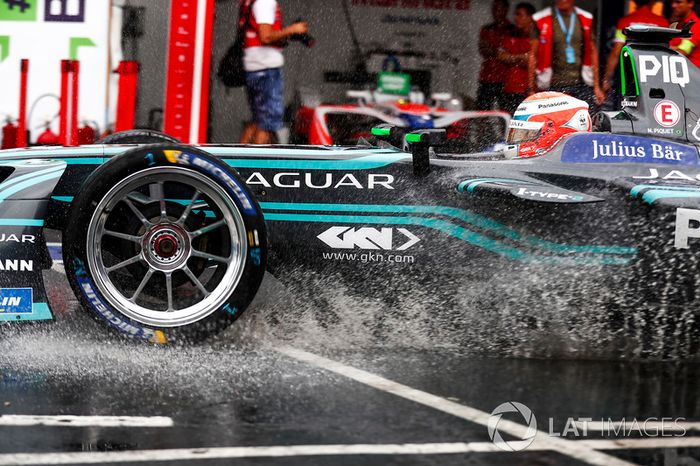 Nelson Piquet Jr., Jaguar Racing