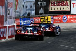 #66 Chip Ganassi Racing Ford GT, GTLM: Dirk Müller, Joey Hand, #67 Chip Ganassi Racing Ford GT, GTLM