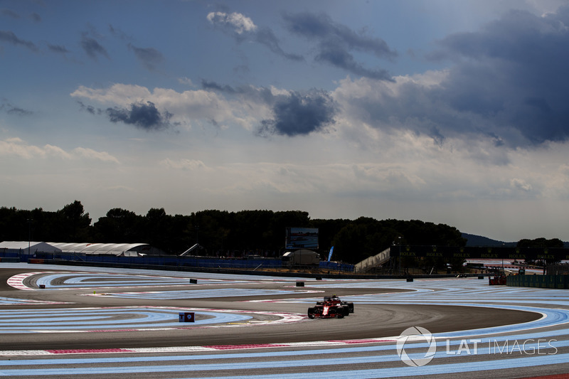 Sebastian Vettel, Ferrari SF71H, Charles Leclerc, Sauber C37