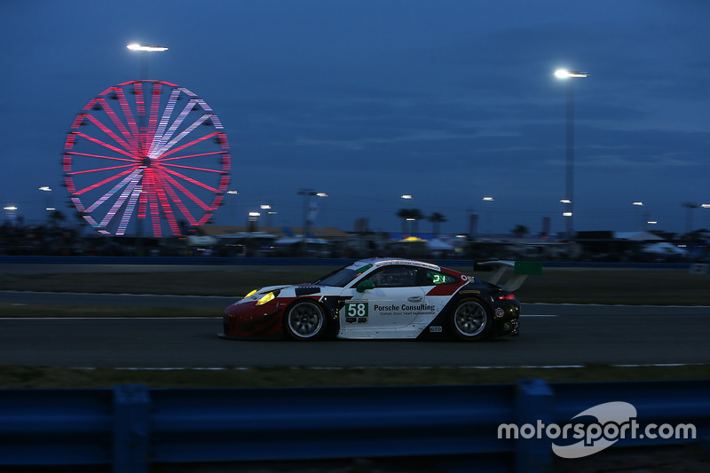 #58 Wright Motorsports Porsche 911 GT3 R: Patrick Long, Christina Nielsen, Robert Renauer, Mathieu Jaminet