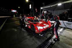 Пит-стоп: Эрик Каррен, Майк Конвей, Стюарт Миддлтон, Фелипе Наср, Action Express Racing, Cadillac DP