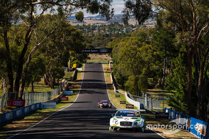 #17 Bentley Team M-Sport Bentley Continental GT3: Steven Kane, Guy Smith, Jules Gounon