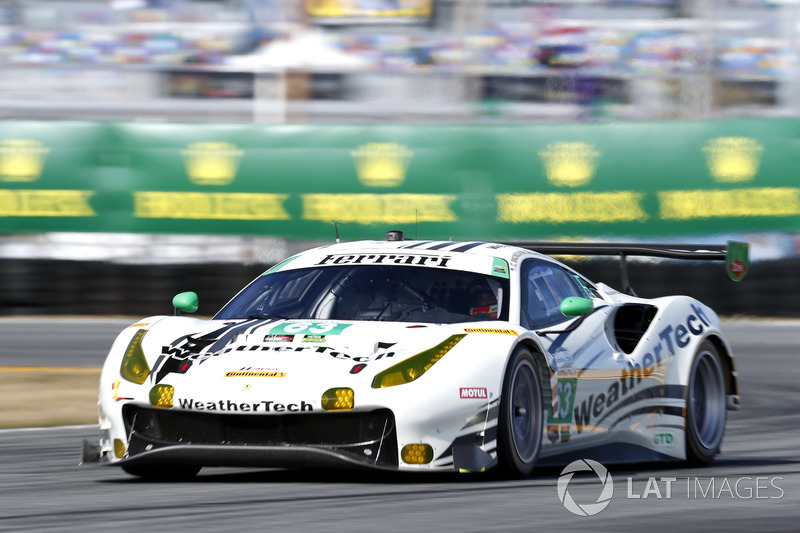 #63 Scuderia Corsa Ferrari 488 GT3: Cooper MacNeil, Alessandro Balzan, Gunnar Jeannette, Jeff Segal