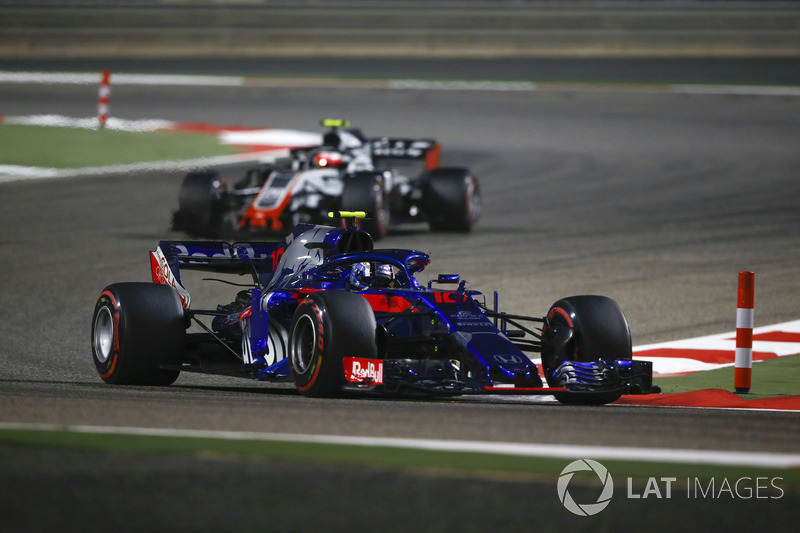 Pierre Gasly, Scuderia Toro Rosso STR13, di GP Bahrain