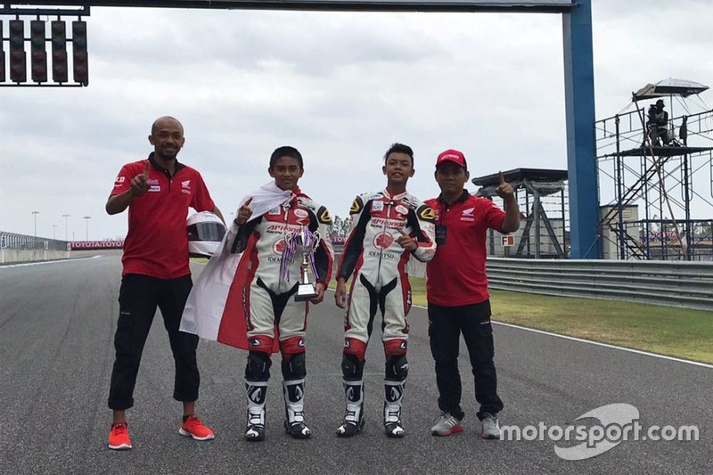 Adenanta Putra dan Mario Surjo Aji di ajang Thailand Talent Cup 2017