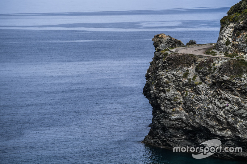 Atmosphere at Tour de Corse