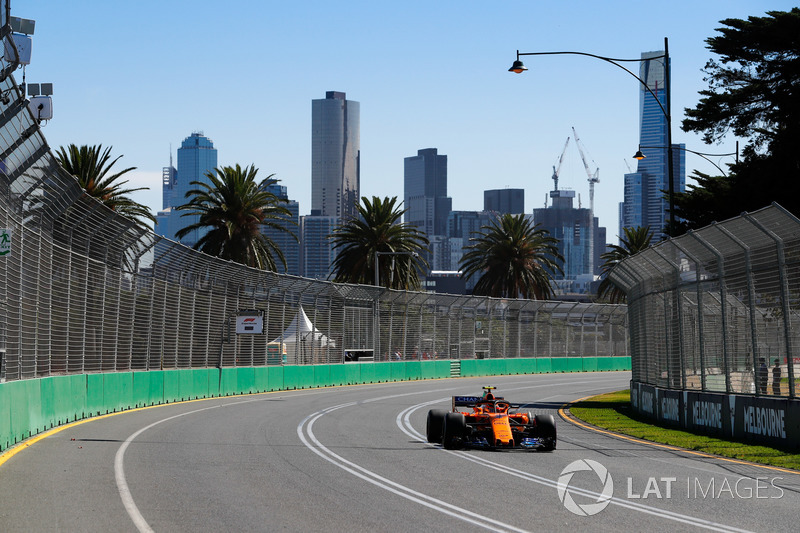 Stoffel Vandoorne, McLaren MCL33 Renault