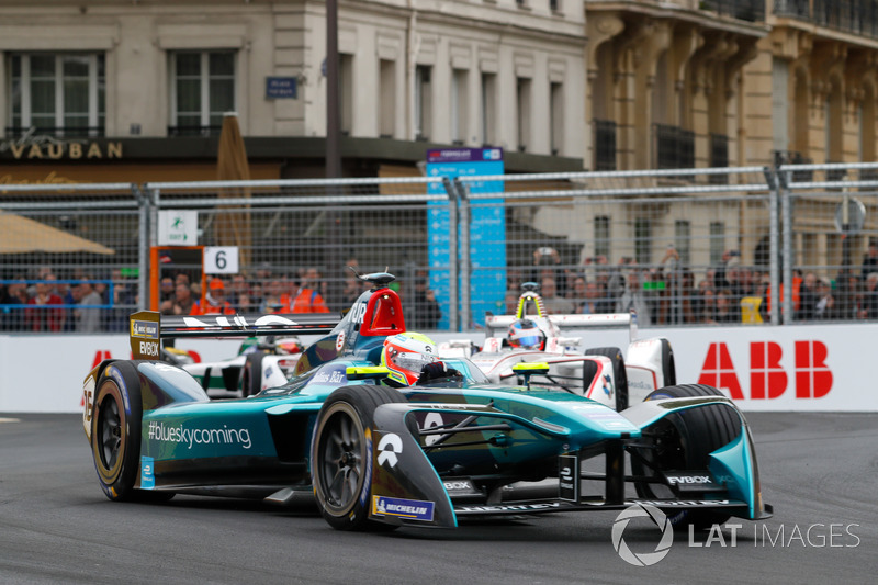 Oliver Turvey, NIO Formula E Team, Jose Maria Lopez, Dragon Racing