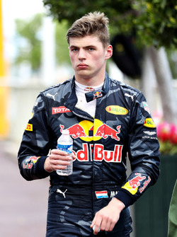 Max Verstappen, Red Bull Racing walks back to the pits