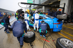 #4 Team Falken, Porsche 911 GT3-R: Wolf Henzler, Martin Ragginger