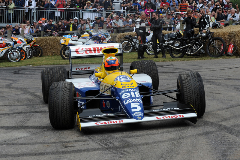 Karun Chandhok in the FW13B