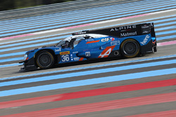 #36 Signatech Alpine A460: Gustavo Menezes, Nicolas Lapierre, Stéphane Richelmi