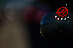 Haas F1 Team pit stop light system